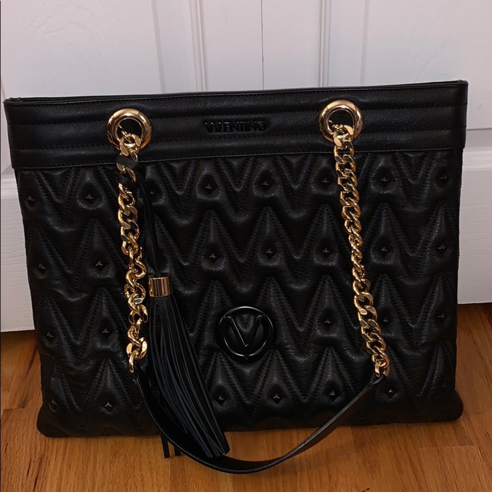 Valentino Studded Leather Bag still in great Conditions
